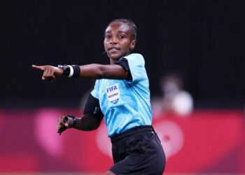 GUINÉE – ZIMBABWE: Un trio féminin au sifflet, une première historique