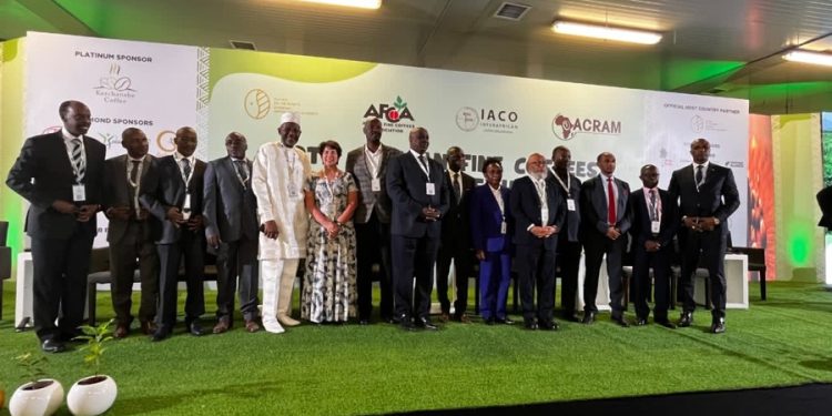 Forum de Haut niveau sur le Café africain: Il était organisé  en marge de l&rsquo;Assemblée Générale de  l&rsquo;Organisation Interafricaine de Café (OIAC)