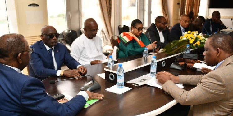 Cameroun/Exportations illicite du Cacao vers le Nigeria:L’interprofession préoccupée par l’ampleur du phénomène et la taxation du cacao au niveau des producteurs