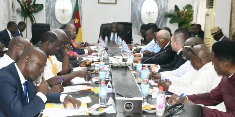 CAMEROUN-FILIERE DES OLEAGINEUX:LE MINISTRE DU COMMERCE,LUC MAGLOIRE MBARGA ATANGANA LES ACTEURS A L’ APPLICATION DE LA NORME CAMEROUNAISE (NC)